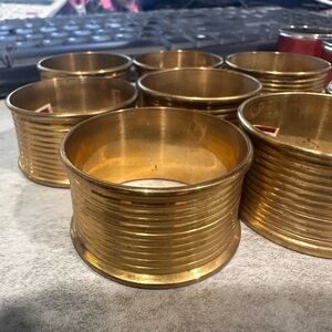 Set of 8 Vintage Brass Napkin Rings Gold tone